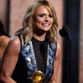 Miranda Lambert Raih Piala Best Country Album