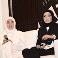 Dewi Sandra dan Zaskia Sungkar di Peluncuran Produk Rias Mata Wardah