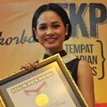 Andien Terima Rekor Muri Kategori Soundtrack Terbanyak dalam Satu Album