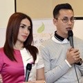 Ussy Sulistiawaty dan Andhika Pratama Perkenalkan Kosmetik Dissy