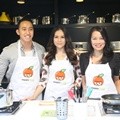 Chef Yuda Bustara, Wulan Guritno dan Dewi Lestari di Peluncuran Aplikasi Happy Fresh