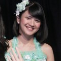 Viny JKT48 Saat Rilis Single 'Pareo adalah Emerald'