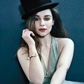 Emilia Clarke di Majalah The Hollywood Reporter Edisi 3-10 April 2015