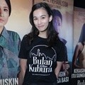 Mentari De Marelle di Jumpa Pers Film 'Bulan di Atas Kuburan'