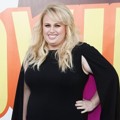 Rebel Wilson di Red Carpet MTV Movie Awards 2015