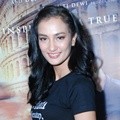 Atiqah Hasiholan di Press Screning Film 'Cinta Selamanya'