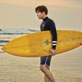 Ji Chang Wook Berpose di Pinggir Pantai