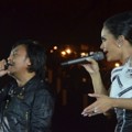 Kolaborasi Ari Lasso dan Krisdayanti Meriahkan Konser 'Traya'