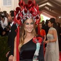 Sarah Jessica Parker Hadir di Met Gala 2015