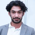 Reza Rahadian Saat Ditemui di Hotel Dharmawangsa, Jakarta Selatan
