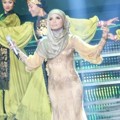 Rossa di Final Puteri Muslimah Indonesia 2015