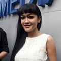 Julia Perez Ditemui di Gedung Trans TV