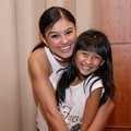 Agnes Monica dan Chloe Xaviera Berlatih Vokal