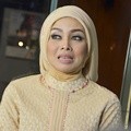 Terry Putri Ditemui di Gedung TransTV