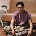 Fedi Nuril Sholat di Film 'Surga Yang Tak Dirindukan'