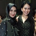 Shireen Sungkar dan Kartika Putri Hadiri Fashion Show Archipelago Digelar oleh Pistos