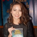 Acha Septriasa di Jumpa Pers Film 'Bulan Terbelah di Langit Amerika'