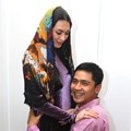 Adi Nugroho Gelar Syukuran 4 Bulan Kehamilan Donita