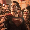 Salah Satu Adegan Henry Cavill di Film 'Batman v Superman: Dawn of Justice'