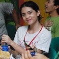 Vanka JKT48 Kunjungi Pabrik Pocari Sweat Bersama Fans