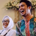Mario Irwinsyah Ditemani Sang Bunda Ida Leman