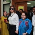 Denada Ditemui Usai Sidang Cerai dengan Agenda Mediasi