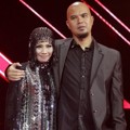 Ahmad Dhani dan Desy Natalia di Gala Show X-Factor Indonesia