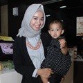 Poppy Bunga Hadiri Syukuran Ulang Tahun Anak Ustadz Zacky Mirza