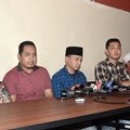 Ustadz Zacky Mirza Gelar Konferensi Pers