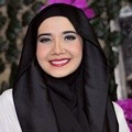 Zaskia Sungkar Gelar Press Conference Karyanya Bertema 'From Batavia to London'