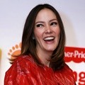 Cathy Sharon di Konferensi Media Fisher-Price Pentingnya Langkah Pertama