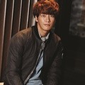 Kim Young Kwang di Majalah L'Officiel Hommes Edisi Oktober 2015