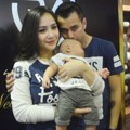 Raffi Ahmad dan Nagita Slavina di Acara Pembukaan 'RA Jeans'