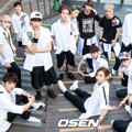 Seventeen di Pemotretan Promosi Album Debut '17 Carat'