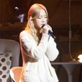 Tae Yeon Bawakan Lagu Andalannya