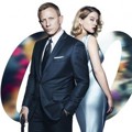 Daniel Craig dan Lea Seydoux di Poster Film 'Spectre'