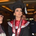 Julia Perez Deg-Degan Jelang Wisuda