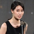 Lim Ji Yeon Raih Piala Best New Actress