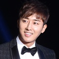 Son Ho Joon di Red Carpet APAN Star Awards