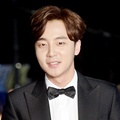 Roy Kim di Red Carpet APAN Star Awards
