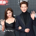 Kim So Eun dan Seo Kang Joon di Red Carpet MAMA 2015