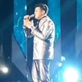 Tulus dengan Lagu Hits-nya 'Sepatu'