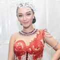 Zaskia Gotik di Konser Move On Party 2016