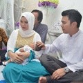 Aldi Taher dan Istri Gelar Akikah Anak