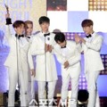 BTOB Raih Piala Ballad Award