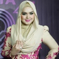 Siti Nurhaliza di HUT Indosiar ke-21