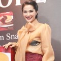 Maudy Koesnaedi di Acara Peluncuran Lotte Choco Pie