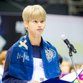 N VIXX Saat Bacakan Deklarasi 'Idol Star Athletics Championships 2016'
