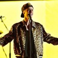Justin Bieber Saat Tampil Nyanyikan Lagu 'Love Yourself'