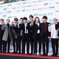 Seventeen di Red Carpet Gaon Chart K-Pop Awards 2016